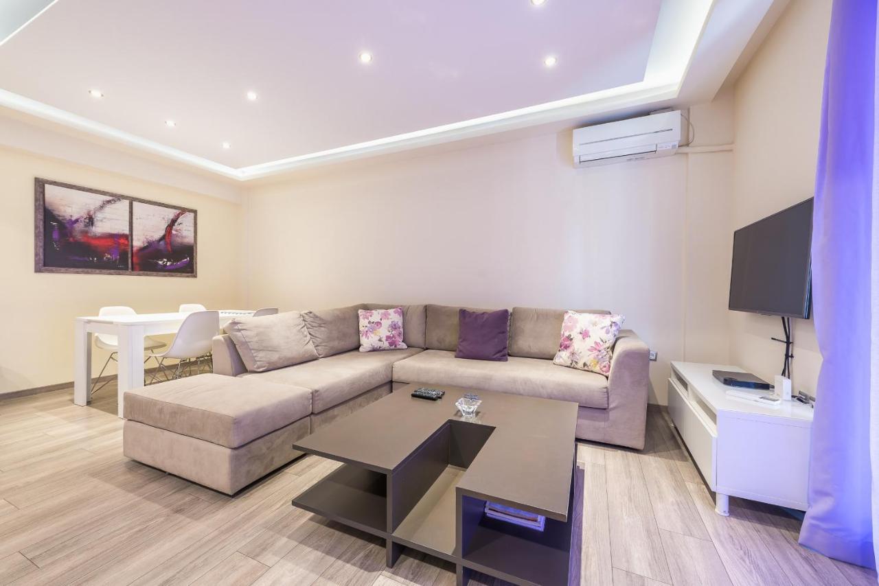 An Impressive 2 Bdr Apt In Glyfada Athene Buitenkant foto