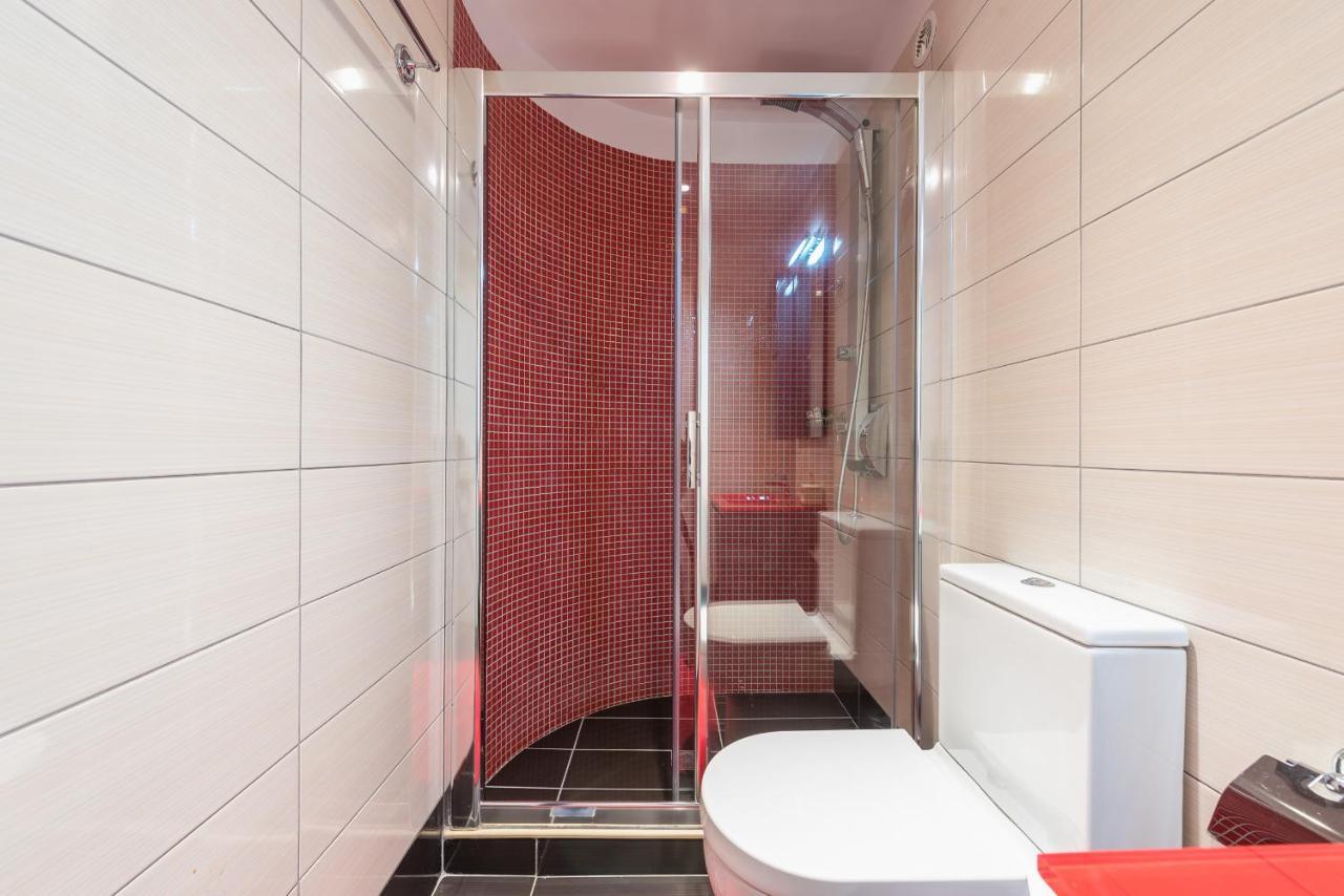 An Impressive 2 Bdr Apt In Glyfada Athene Buitenkant foto